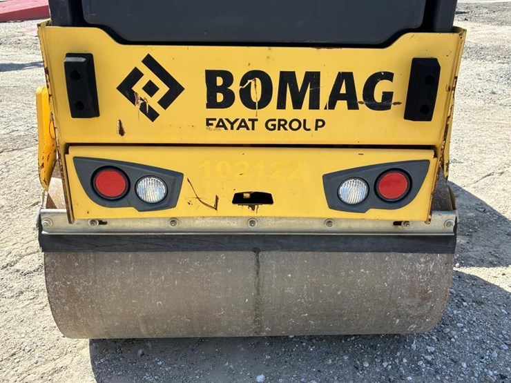 2019-bomag-bw120-image-12