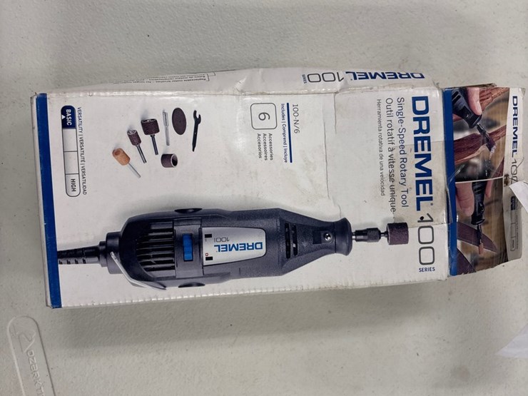 #4047-•-dremel-100-n/6-single-speed-rotary-tool-with-vatious-other-tools-image-2
