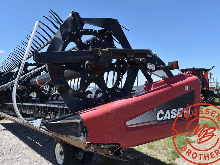 2009-case-ih-2152-image-16