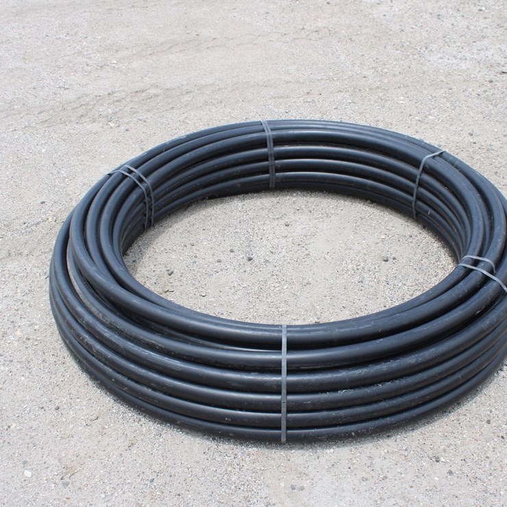 #1038 • 275 Ft 1 1/2" Black Poly Pipe