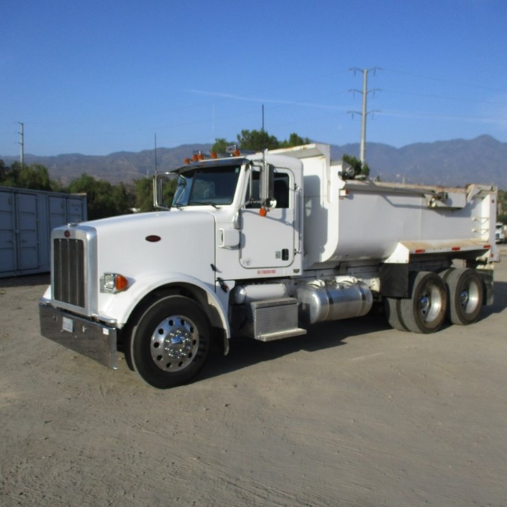 2013 PETERBILT 367