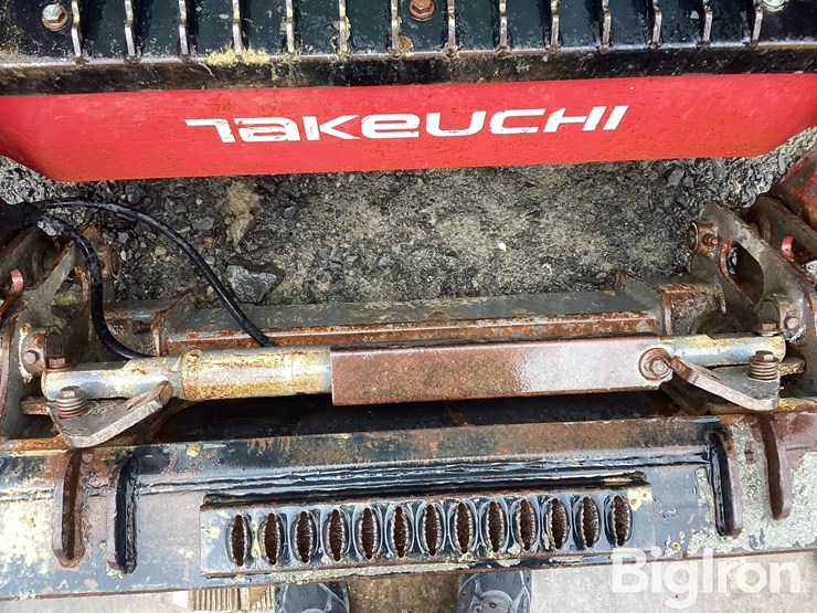 2018-takeuchi-tl6r-image-12