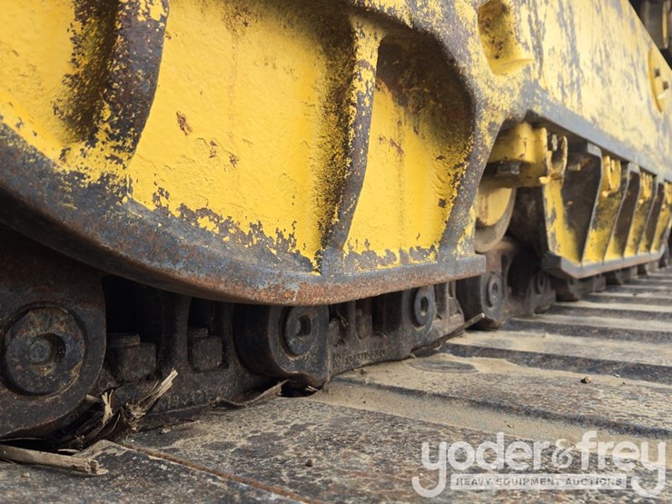 2022-komatsu-d61px-24-image-12