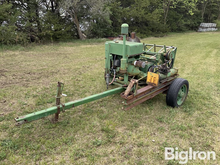 john-deere-luc-image-1
