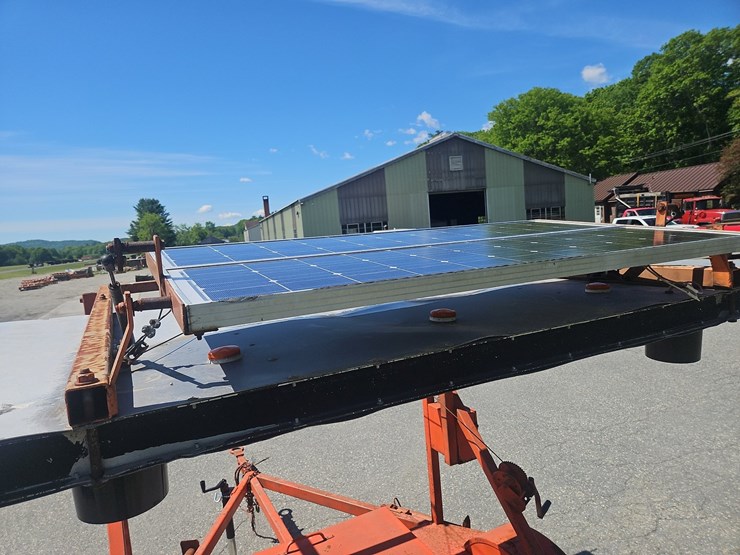 trafcon-tow-behind-arrow-board-image-9