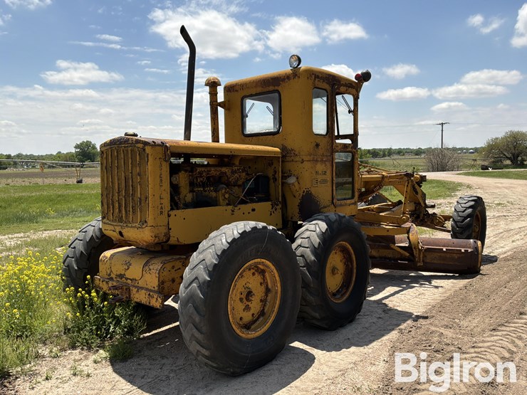 caterpillar-12-image-5