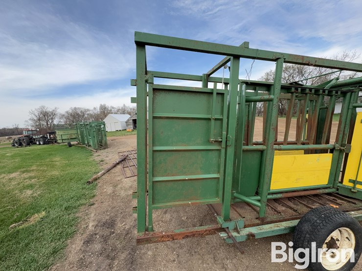real-tuff-portable-working-chute-image-18