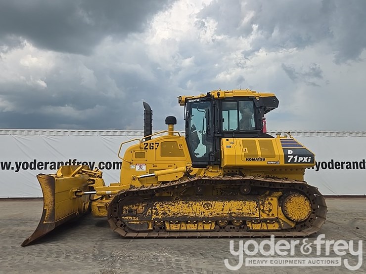 2023-komatsu-d71pxi-24-image-2