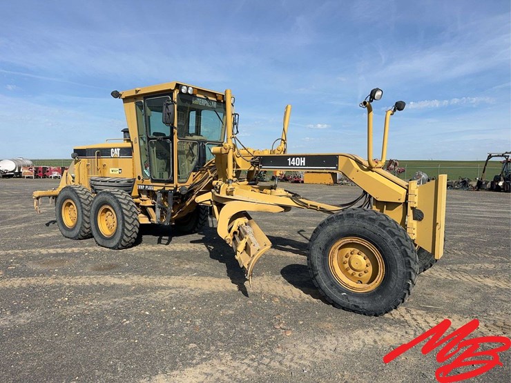 caterpillar-140h-image-1
