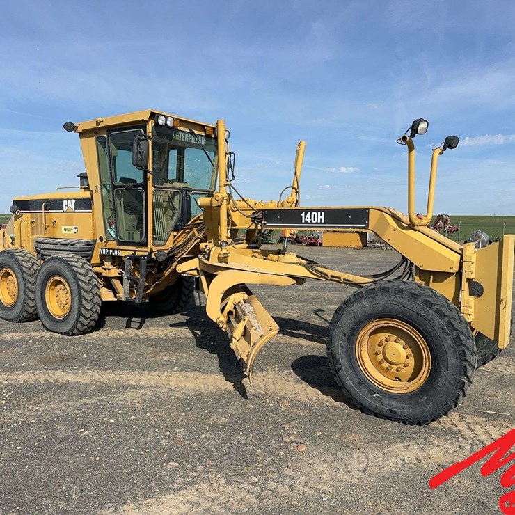 CATERPILLAR 140H