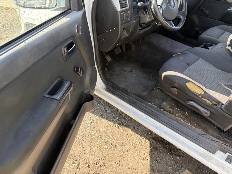2009-chevrolet-colorado-image-13