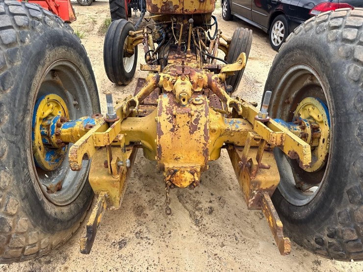 ford-3400-image-6