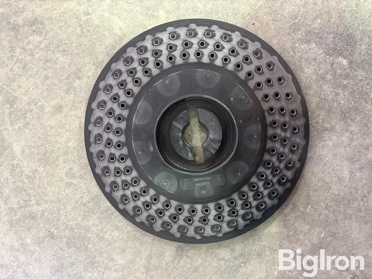 john-deere-planter-seed-plates-image-7