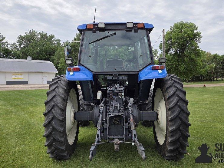 new-holland-tm165-image-6