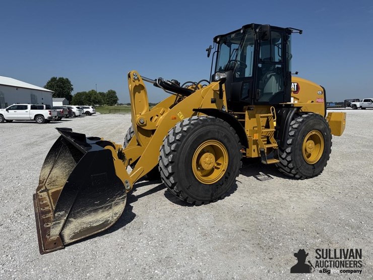 2021-caterpillar-920-image-1