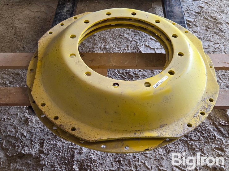 john-deere-30-image-2