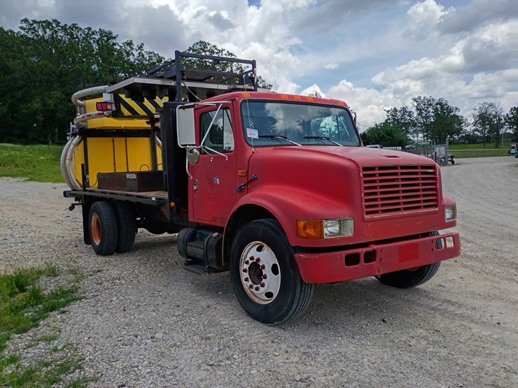 2000-international-4700-image-14
