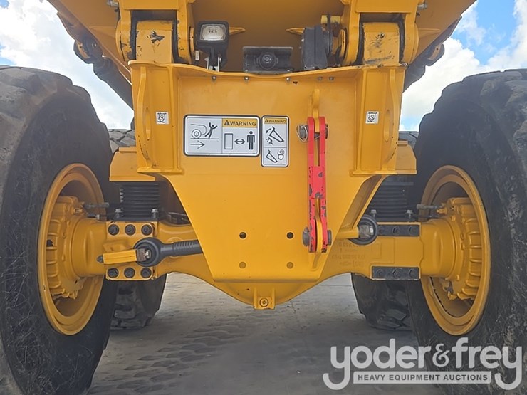 2023-volvo-a25g-image-28