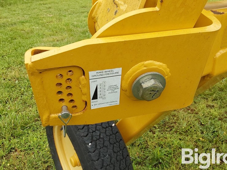 2013-vermeer-vr820-image-14