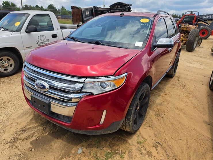 2012-ford-edge-image-1