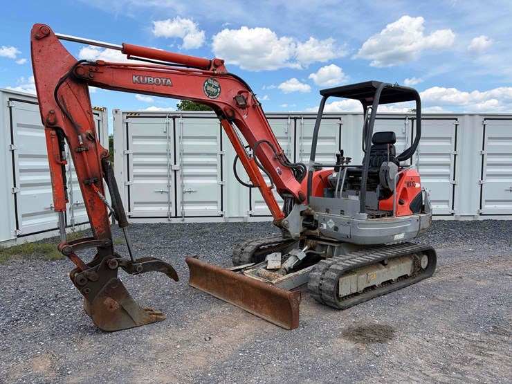 kubota-kx121-3st-image-1