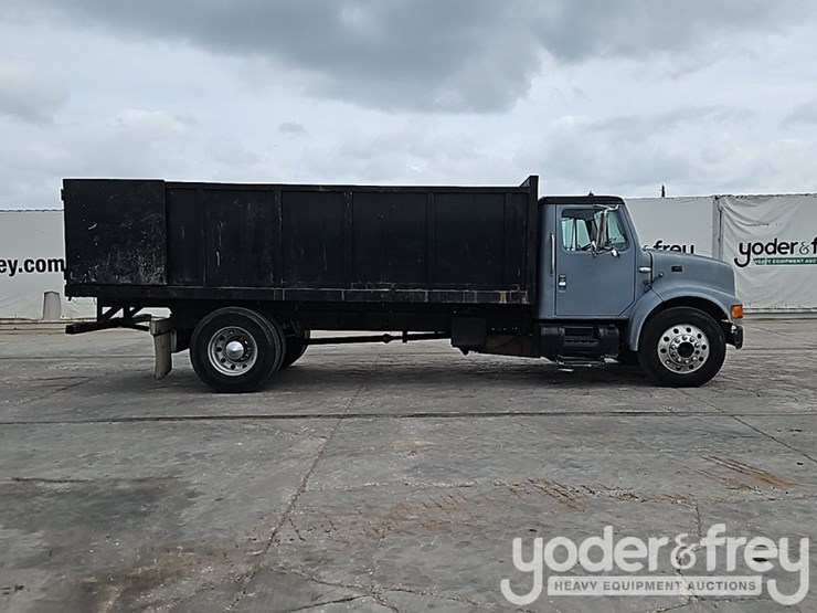 2000-international-4700-image-5