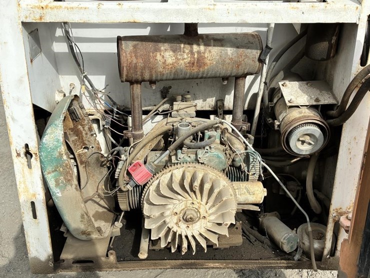 bobcat-530-image-24