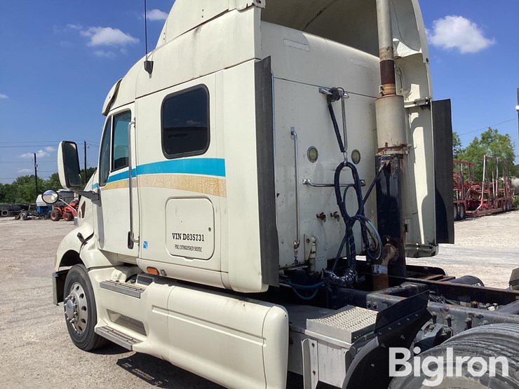 2003-peterbilt-387-image-14