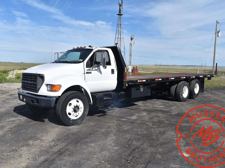 2002-ford-f750-image-2