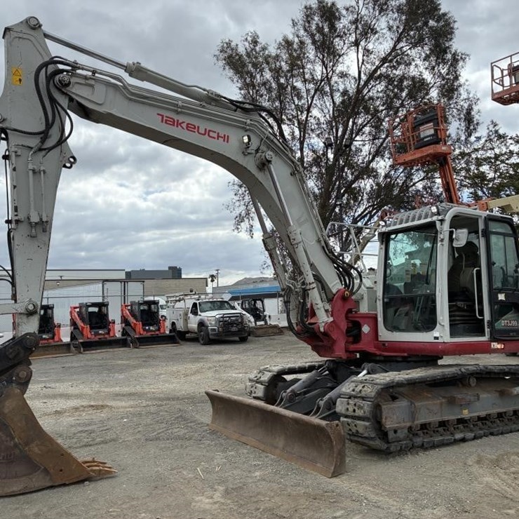 2019 TAKEUCHI TB2150