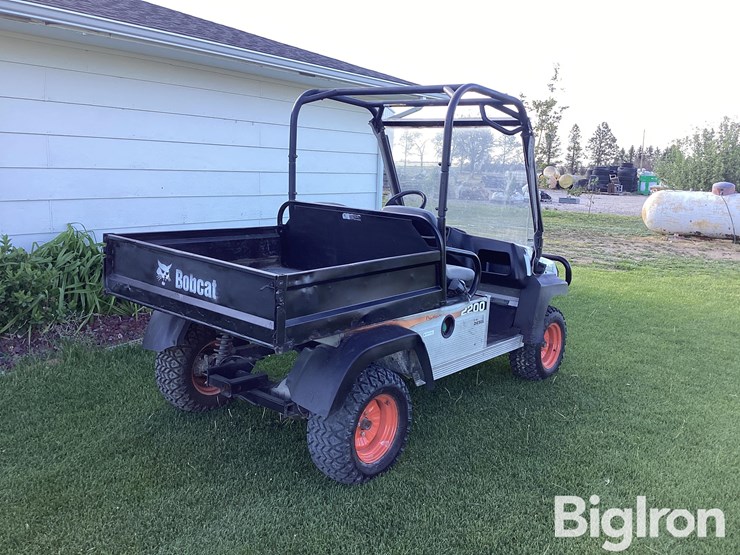 2005-bobcat-2200-image-5