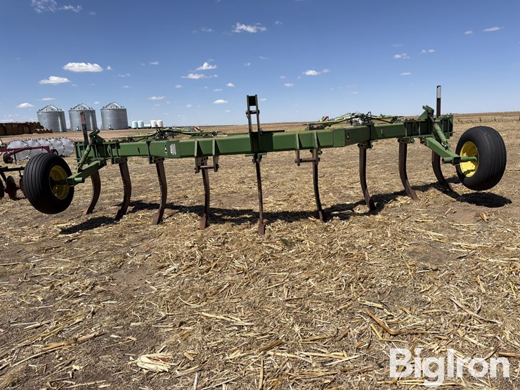 john-deere-915-image-2