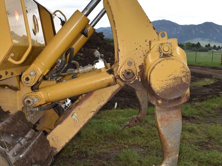 2010-caterpillar-d7e-image-51