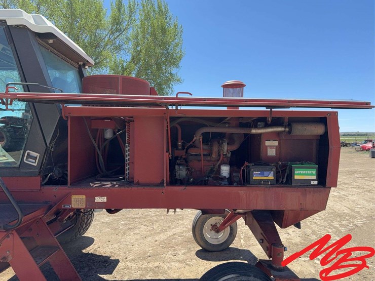 hesston-8400-image-18
