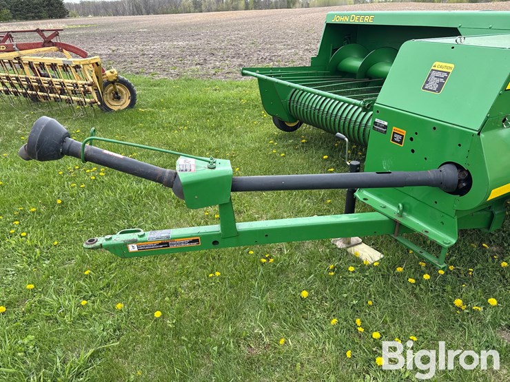 2005-john-deere-328t-small-square-baler-image-10
