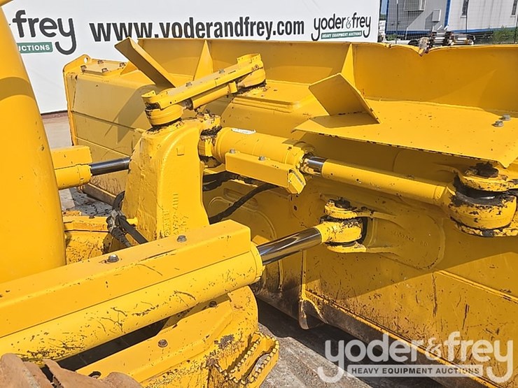 2023-komatsu-d71pxi-24-image-26