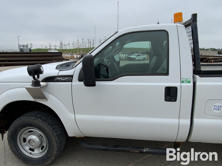 2012-ford-f250-xl-image-15