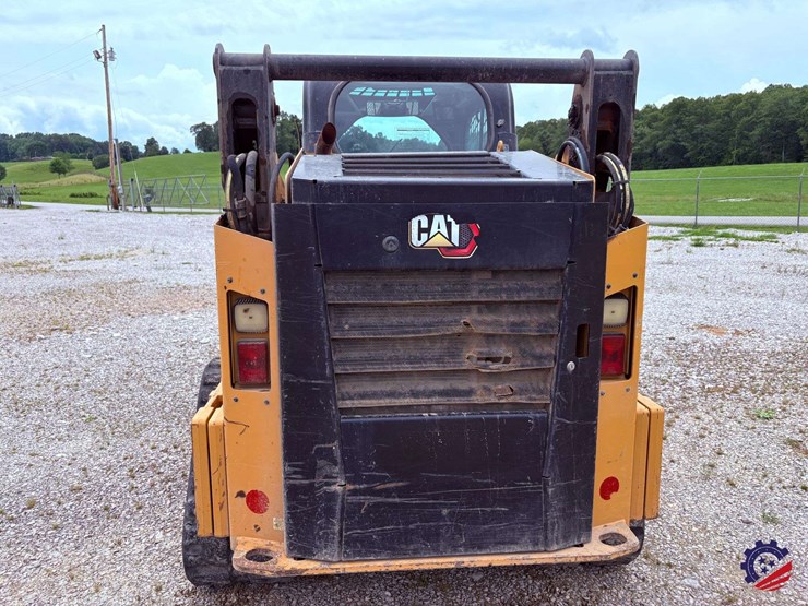 2020-caterpillar-259d3-image-6