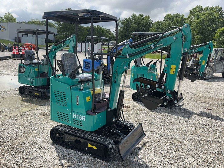 cfg-industrial-h16r-mini-excavator-image-12