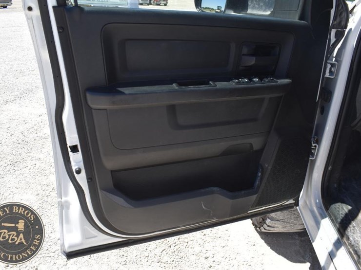 2018-ram-2500-hd-image-15