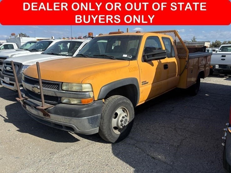 2001-chevrolet-3500-image-1