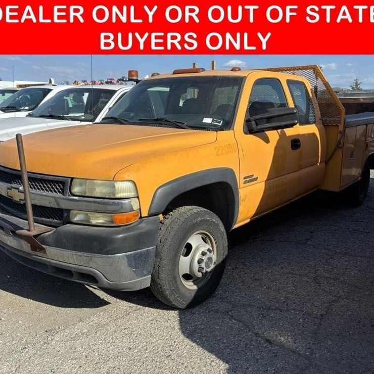 2001 CHEVROLET 3500