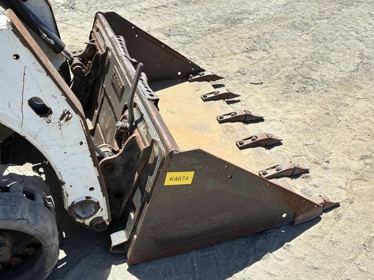 2022-bobcat-t450-image-9