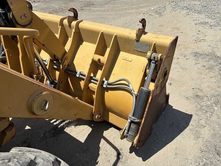 2008-caterpillar-430e-image-7