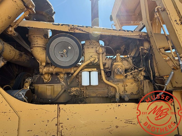 caterpillar-d9h-image-9