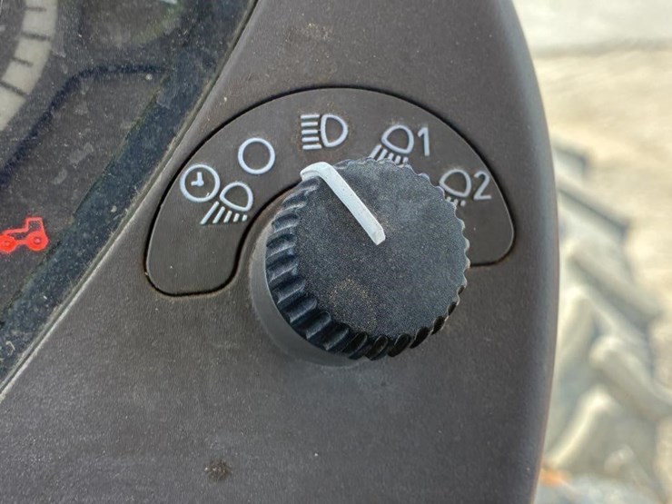 2009-john-deere-6230-image-23