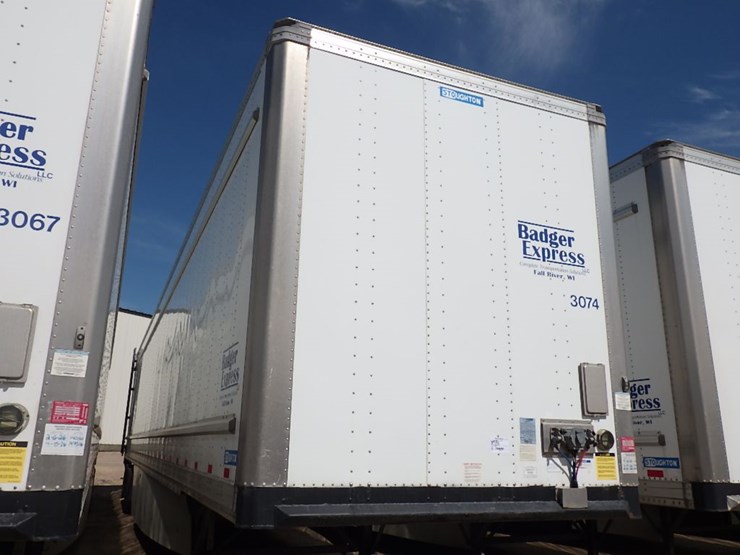 2021-stoughton-van-image-4