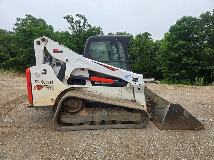 2023-bobcat-t770-image-13