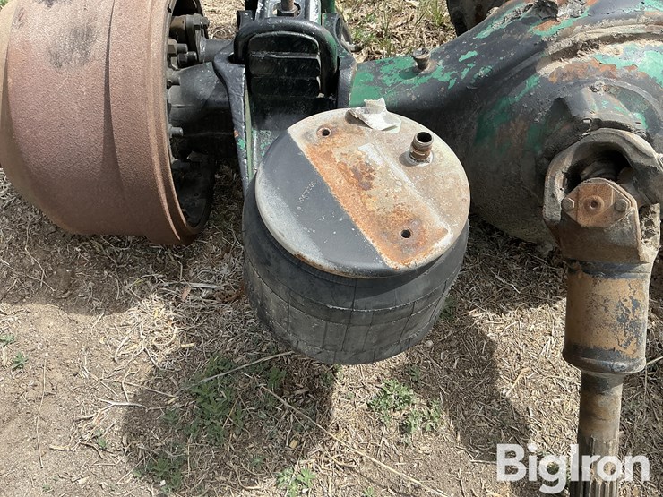 peterbilt-359-image-12