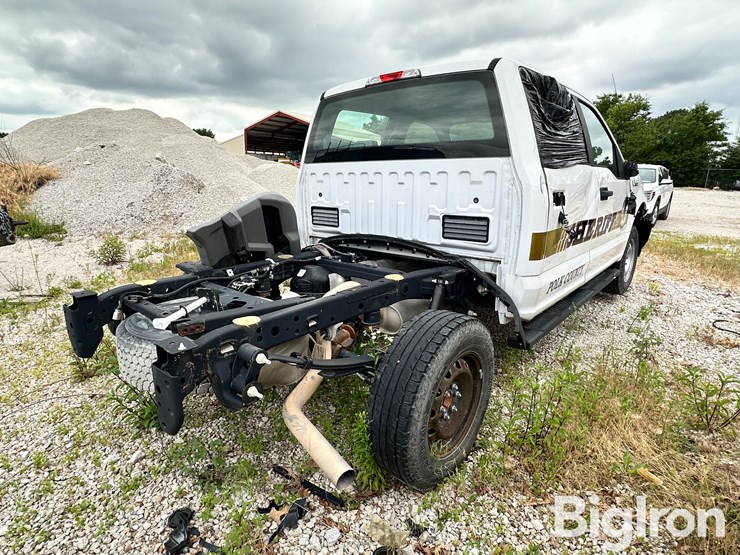 2020-ford-f150-xl-image-5